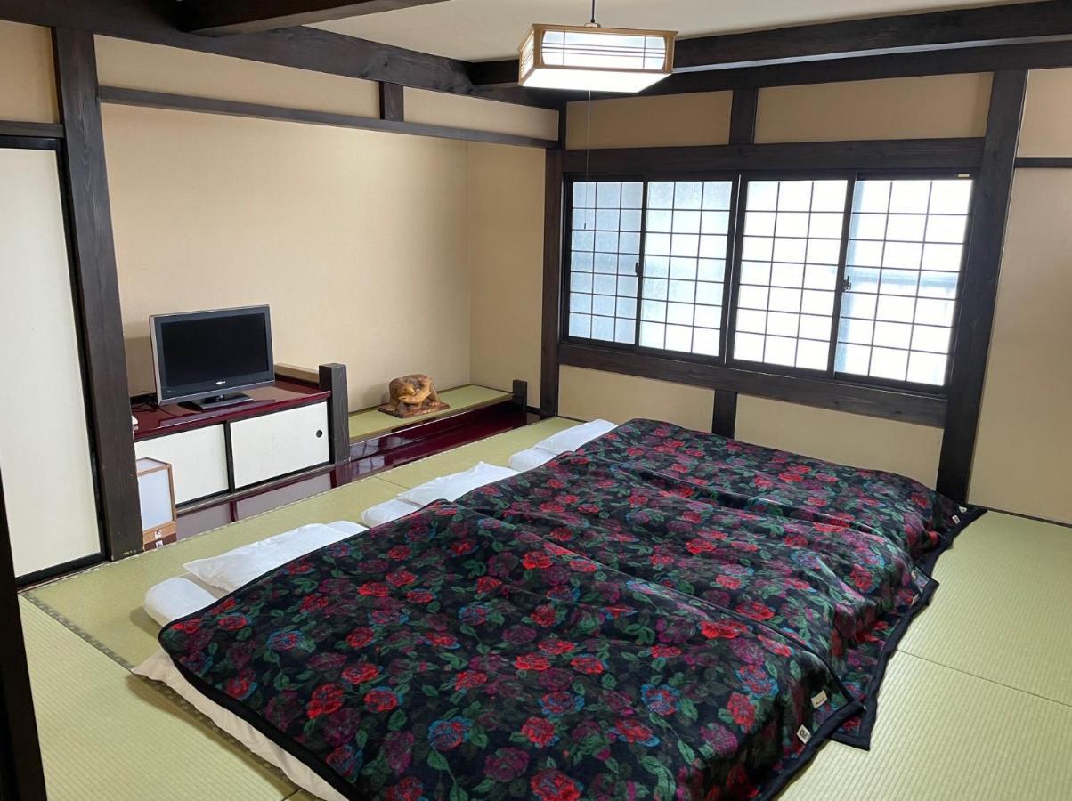Ryokan Murayama Takayama  Exterior photo