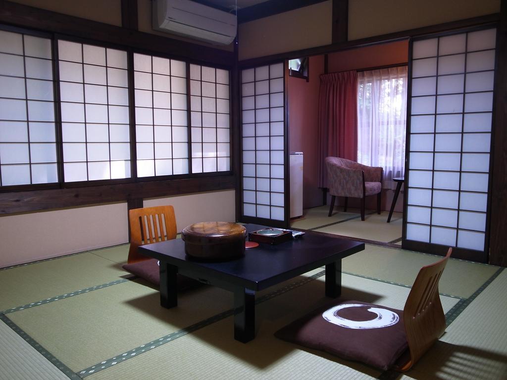 Ryokan Murayama Takayama  Exterior photo